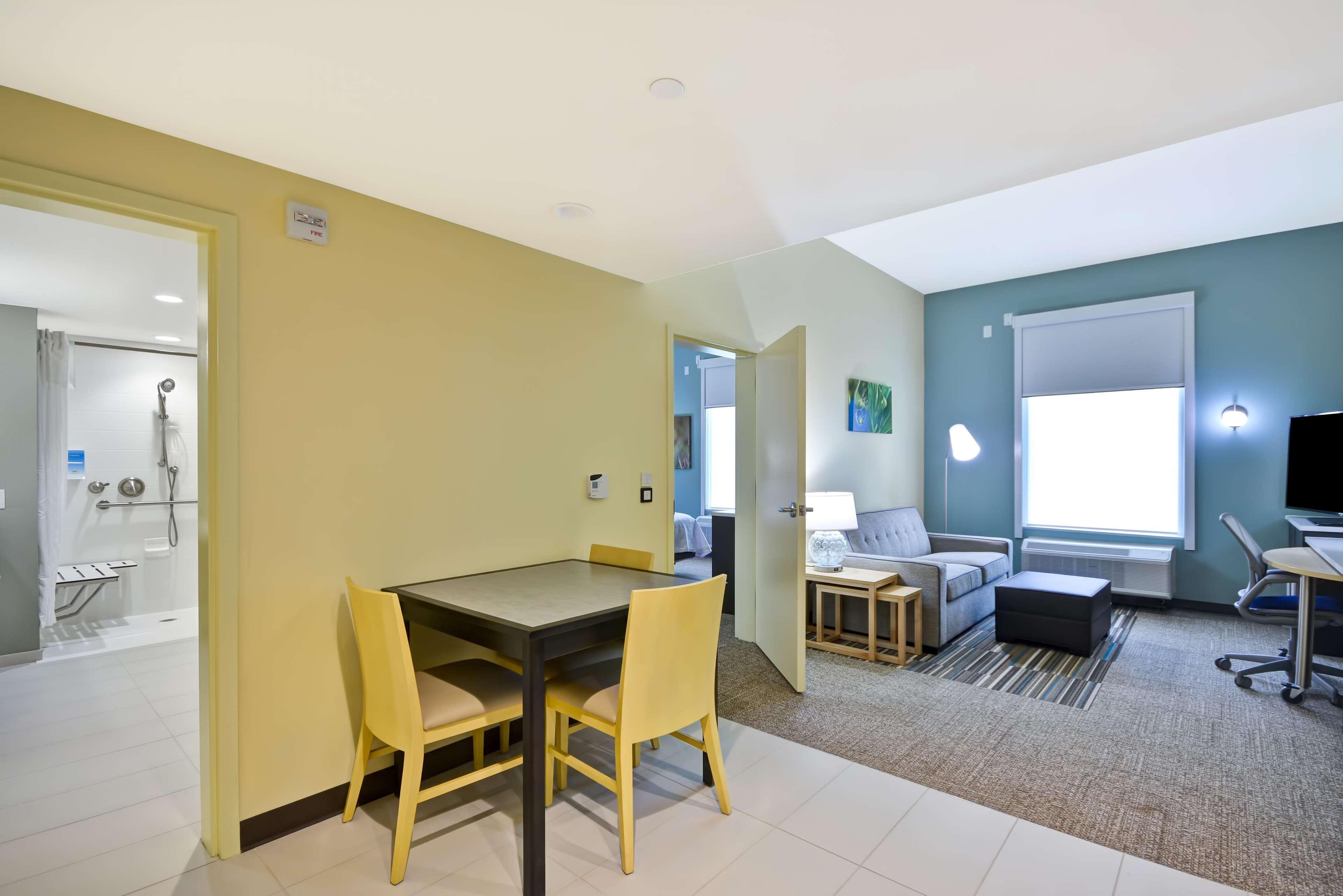 Home2 Suites By Hilton Maumee Toledo Exterior photo