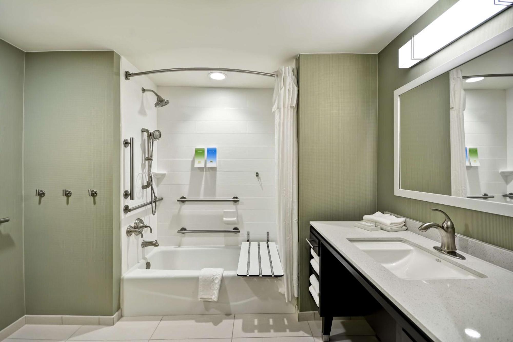 Home2 Suites By Hilton Maumee Toledo Exterior photo